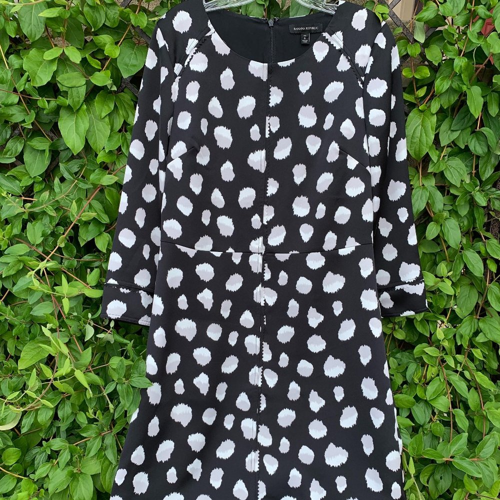 Banana Republic Printed Long Sleeve Dress